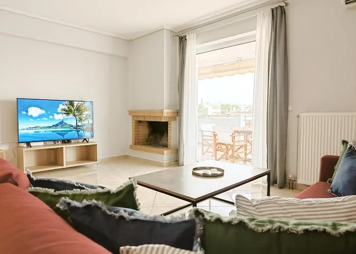 Nefelis By Verde Apartments